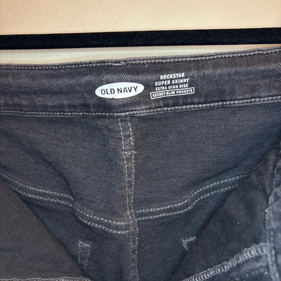 Old Navy Women’s Black High-waisted Ripped Skinny Jeans Size 18 - Picture 6 of 11